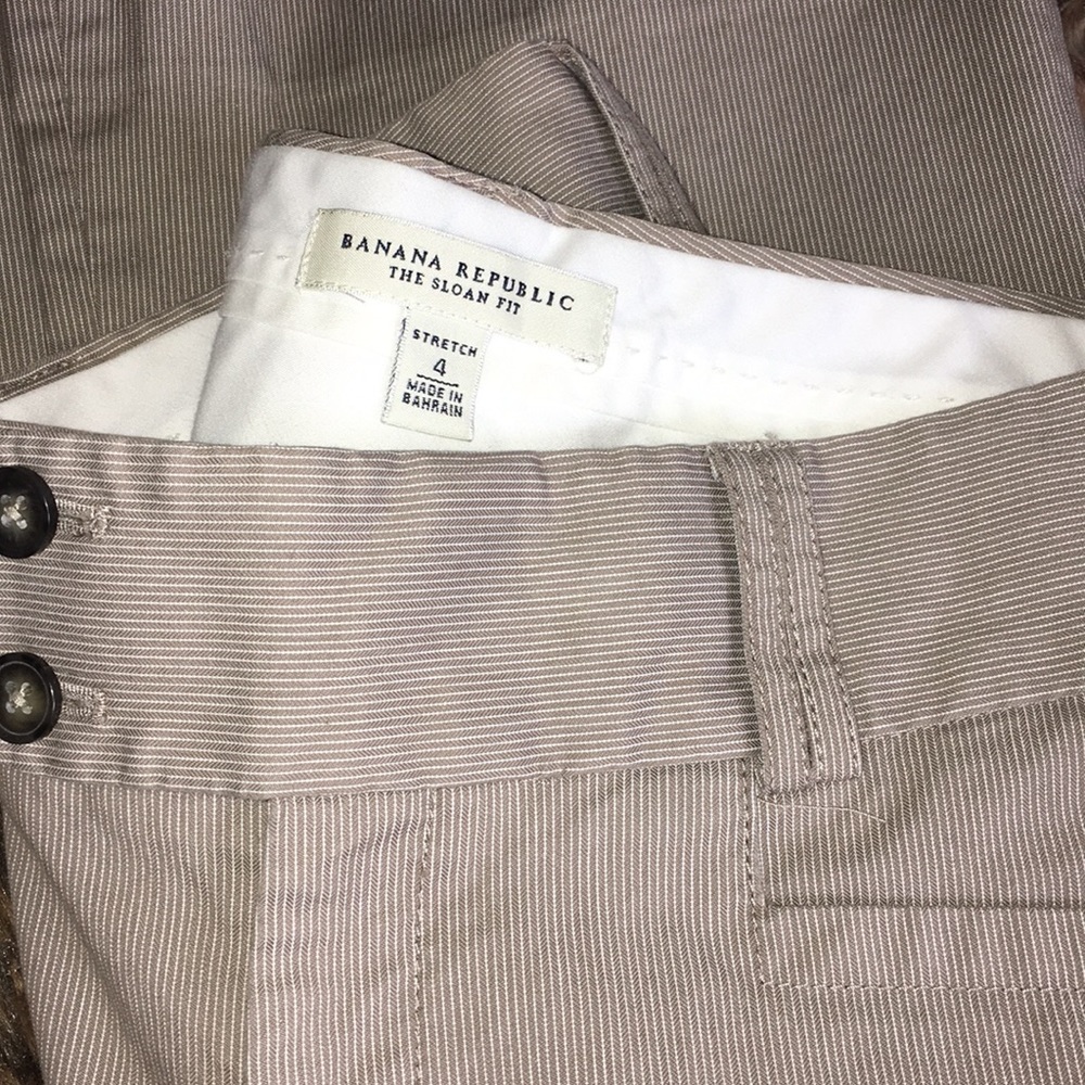 Khaki cream pinstripes size 4 stretch material - Picture 1 of 8